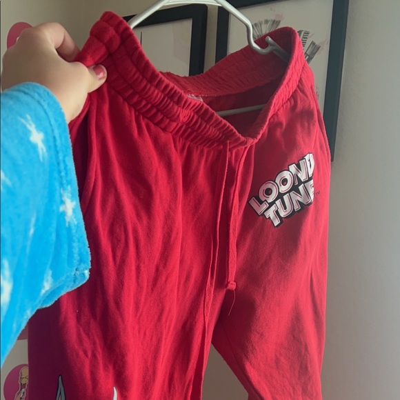 TJ Maxx | Pants & Jumpsuits | Red Looney Tunes Printed Sweatpants | Poshmark